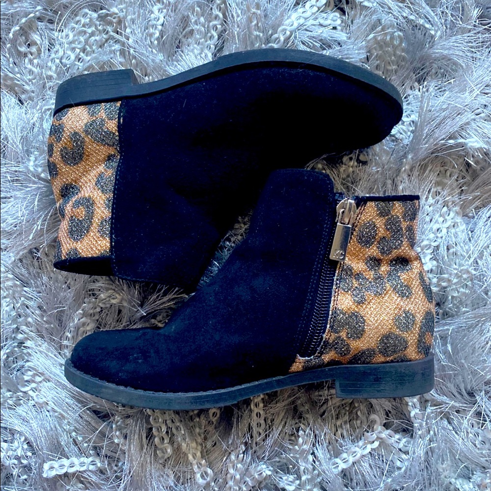 Kenneth Cole Booties - Leopard